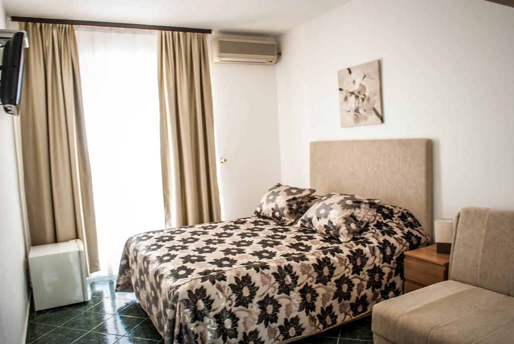 Apartments & Rooms Elite Dobra Voda Værelse billede